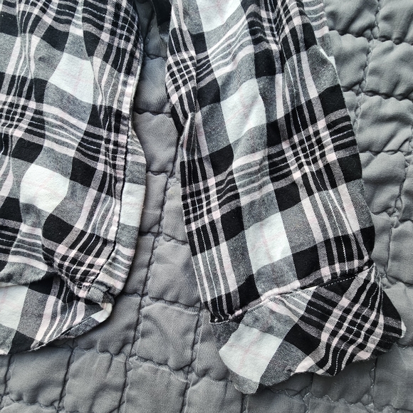 Victoria Secret plaid Sleepshirt L - Picture 4 of 4